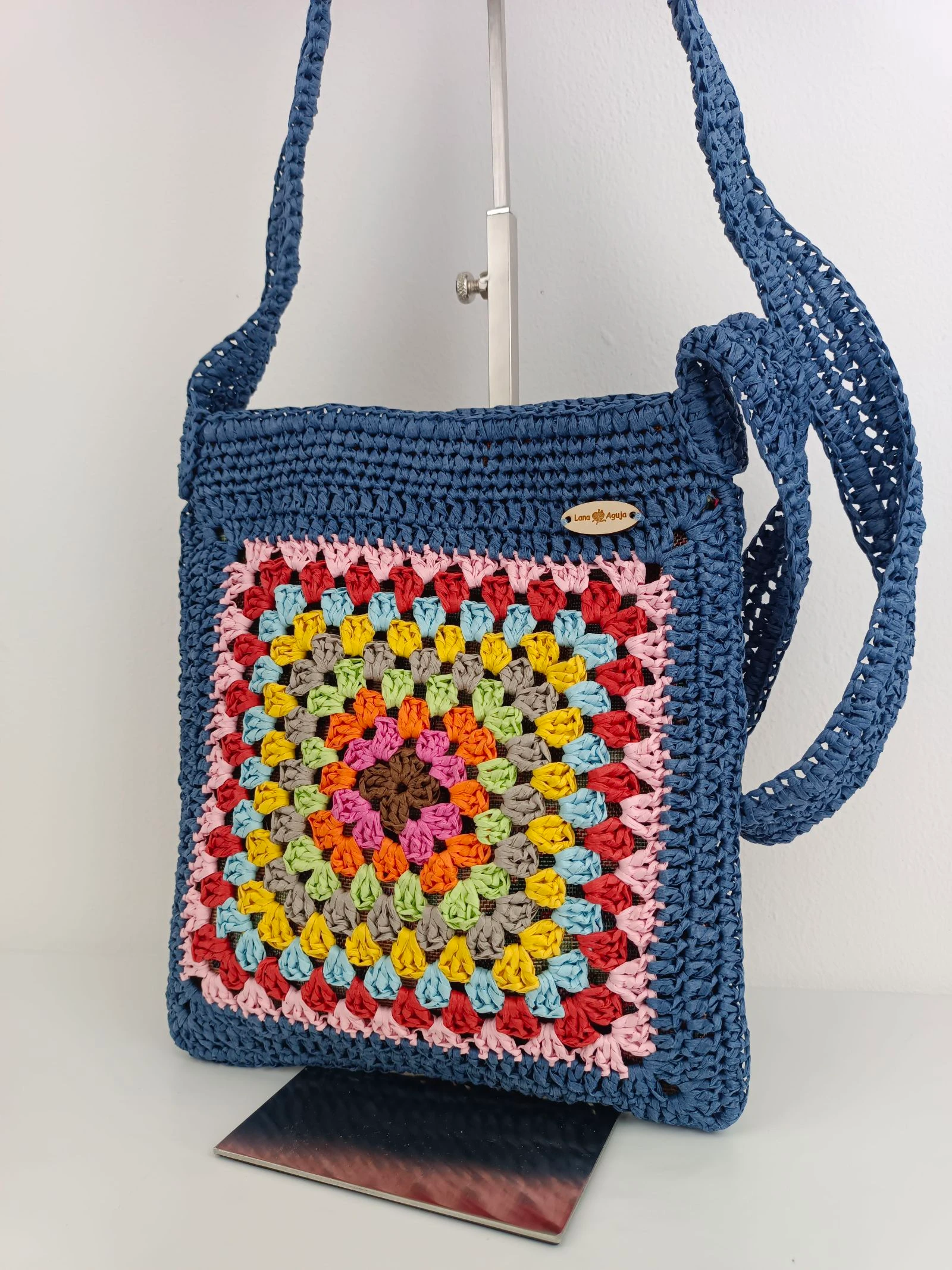 Bolsa granny tecida em ráfia – photo 3